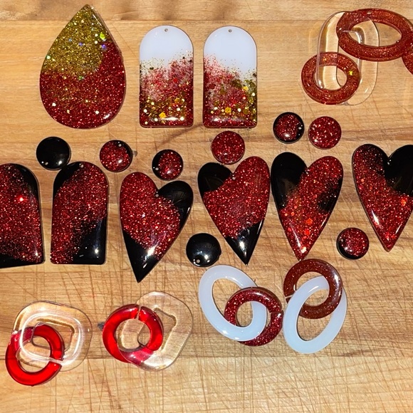Handmade Resin Earrings - Picture 3 of 3